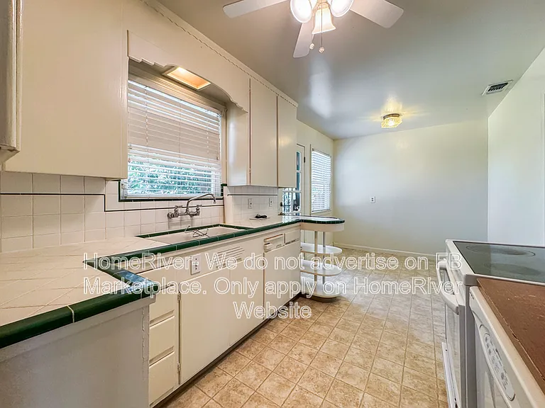 5645 Carmela Way — Photo 7
