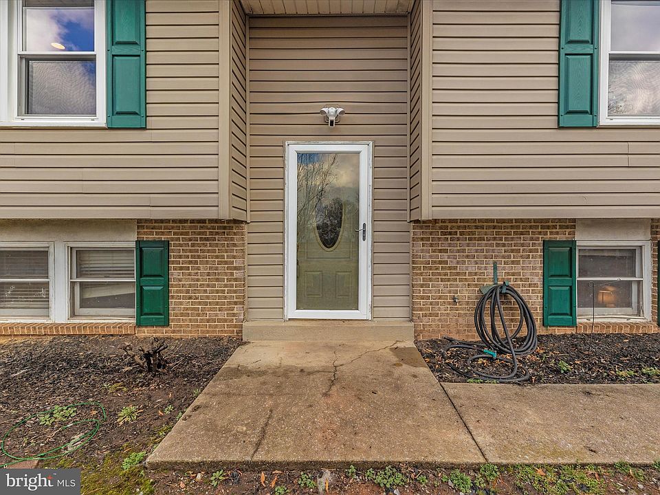 19017 Wootton Ave, Poolesville, MD 20837 Zillow