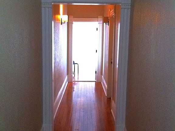Common Entry Hallway