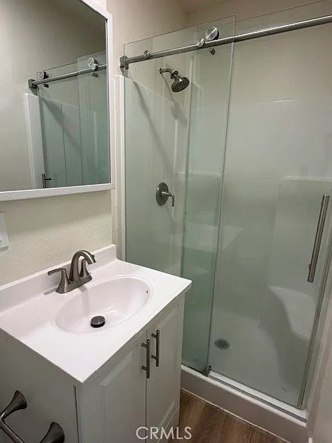 3 bed, 1100 sqft, $3,500 — Photo 3