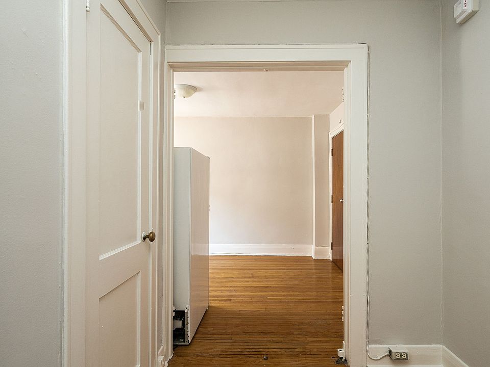 1st image of 26 Balmoral Ave #1014289