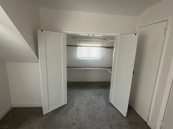 3rd image of 134 McAdoo Ave Floor 2