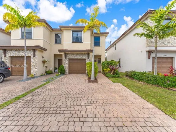 25034 SW 107th Ave, Homestead, FL 33032