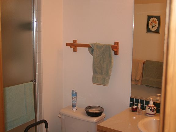 4th image of 920 N Wright Blvd