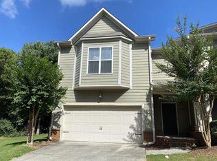 200 Treetop Dr NE, Huntsville, AL 35801