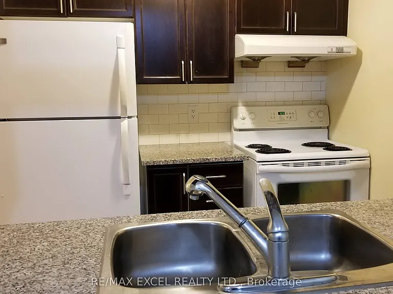60 Town Centre Ct #1801 — Photo 11