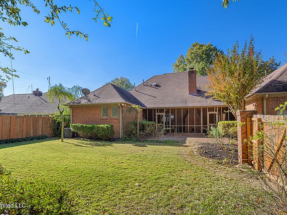 3rd image of 3004 Grand Fields Ln