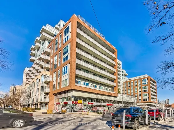 1830 Bloor St W, Toronto, ON