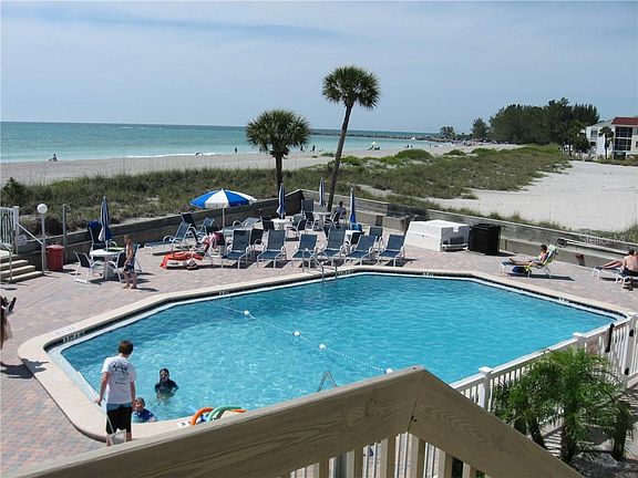 2nd image of 1275 Tarpon Center Dr APT 115