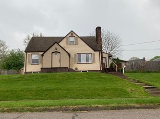 16 Park Way, Struthers, OH 44471