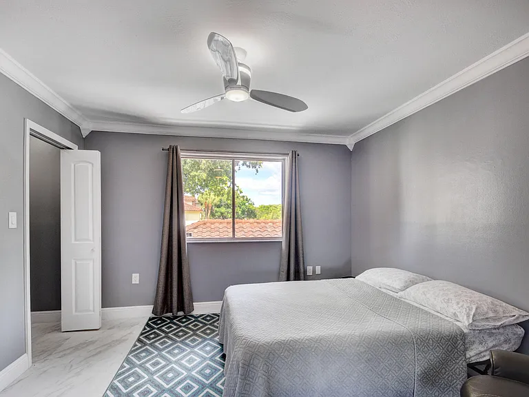 9204 Glenmoor Dr — Photo 20