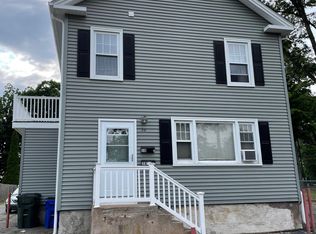 38 Chestnut St, Windsor Locks, CT 06096