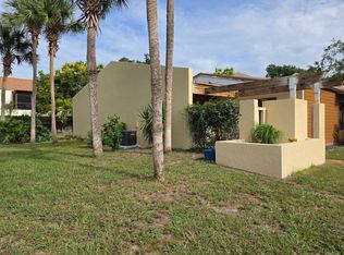 700 W Cranes Cir, Altamonte Springs, FL 32701