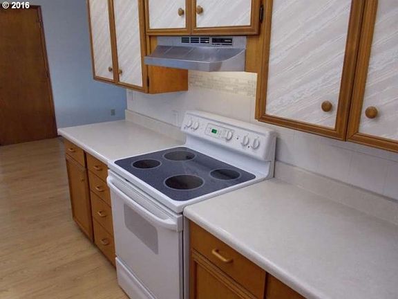 3rd image of 7805 NW 1st Ave