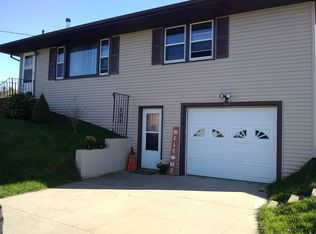 3467 County Road H, Cuba City, WI 53807