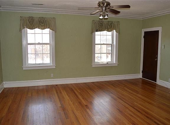 3rd image of 7011 Amherst Ave #B
