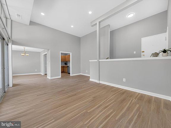 2nd image of 2517 Baltimore Rd APT 5
