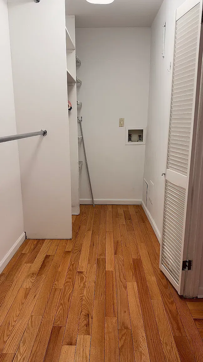 77 West 55th Street — Photo 3
