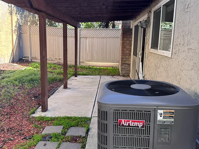 506 Lanfair Cir — Photo 3
