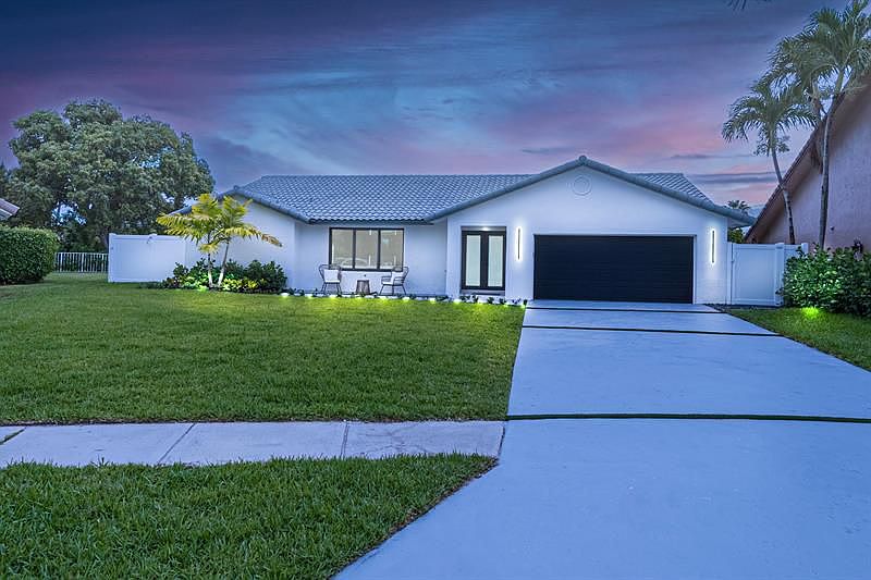 1st image of 5143 Deerhurst Crescent Cir