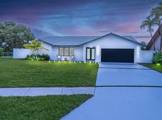 5143 Deerhurst Crescent Cir, Boca Raton, FL 33486