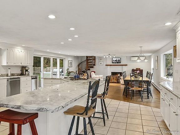 2nd image of 27 Harry Homans Dr