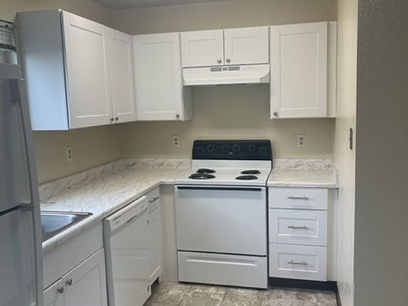 2nd image of 835 Shiloh Ct APT 3