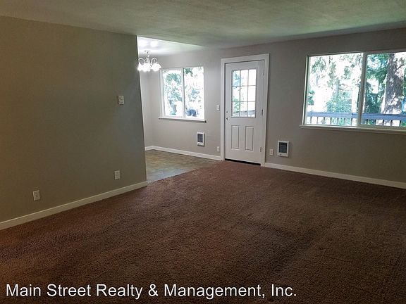3rd image of 12015 114th Avenue Ct E APT 4