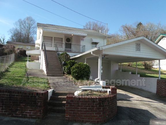 3rd image of 102 Wainwright Rd