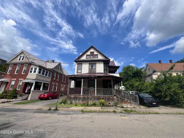 1 Degraff Street, Amsterdam, NY 12010