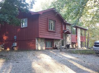 1817 S Spring Valley Rd, Junction City, KS 66441