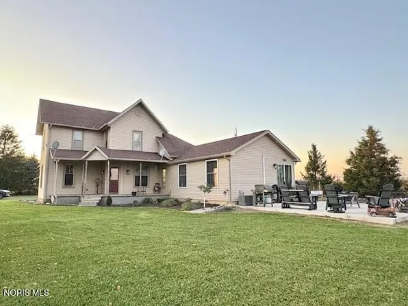 27623 Allen Rd, Defiance, OH 43512