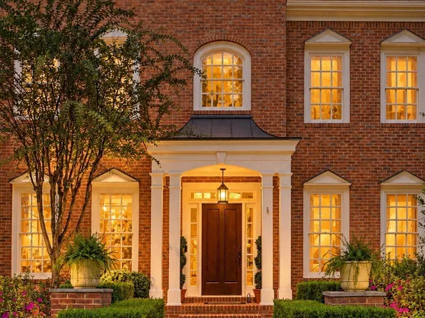 2870 Margaret Mitchell Dr NW, Atlanta, GA 30327