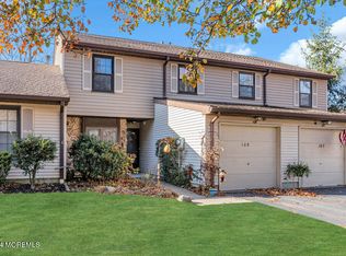 108 Surrey Ct, Oceanport, NJ 07757