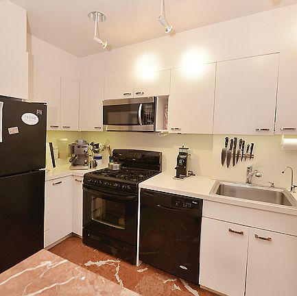 4th image of 34-27 79th St APT 1