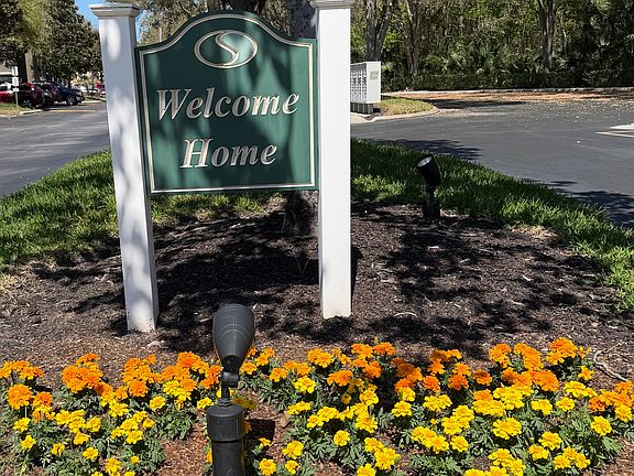 2nd image of 413 Summit Ridge Pl APT 103