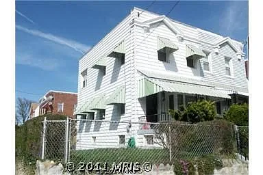 527 Tuckerman St NW photo 1