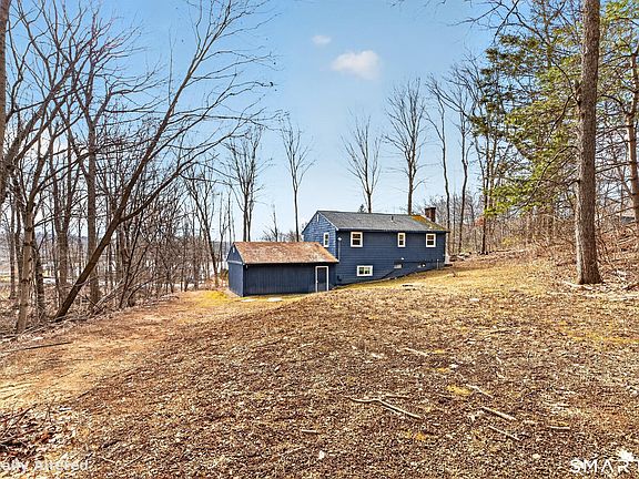 4th image of 76 Lakeview Drive