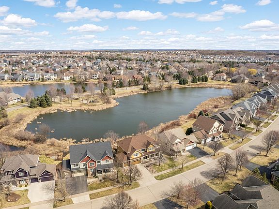 3rd image of 10590 Watersedge Ln