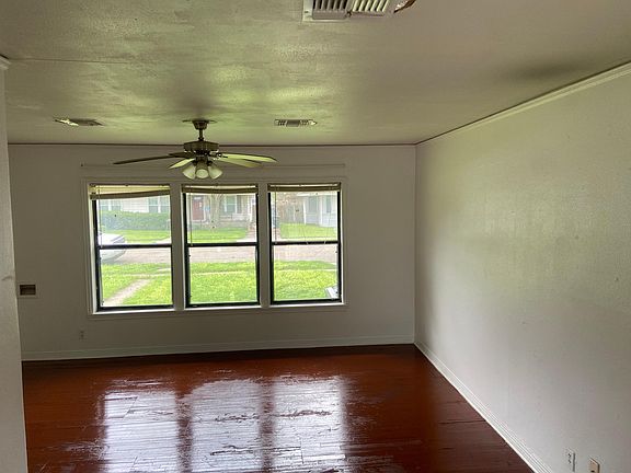 5th image of 4118 Markins Dr