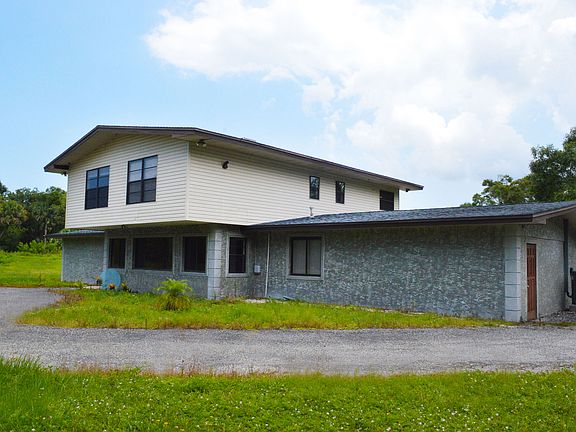 3rd image of 200 Westglen Dr
