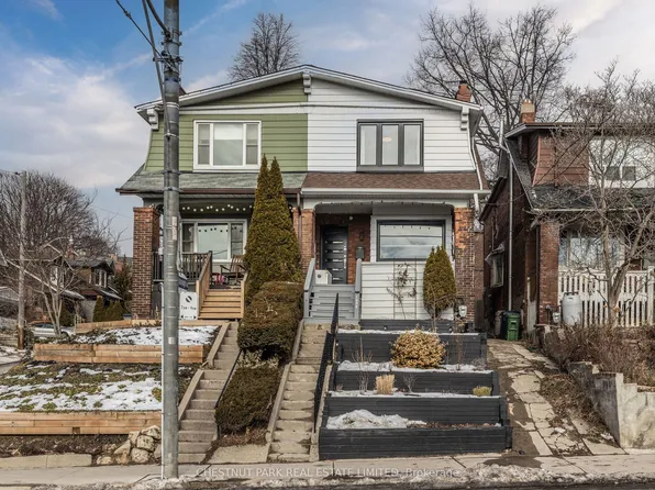 1654 Gerrard St E, Toronto, ON M4L 2A8