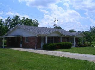 122-124 Pineview Dr, Vincennes, IN 47591