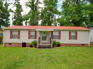 114 Dogwood Ln, Townville, SC 29689
