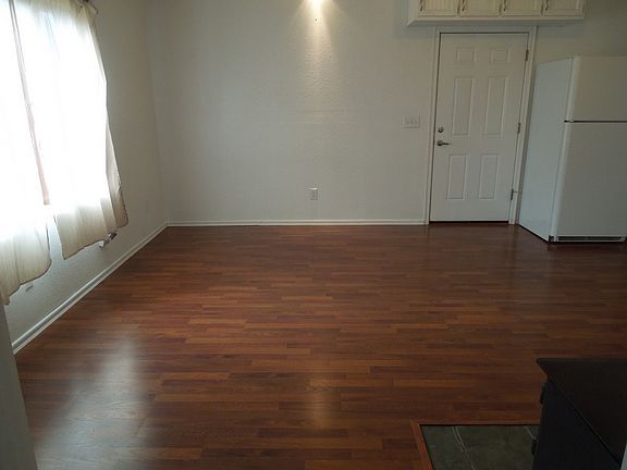 5th image of 1918 E Buckeye Ave