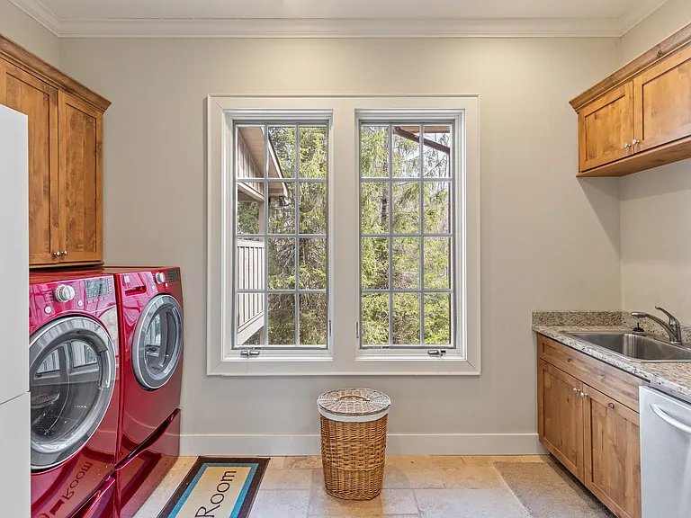 115 Falls Ct W — Photo 19