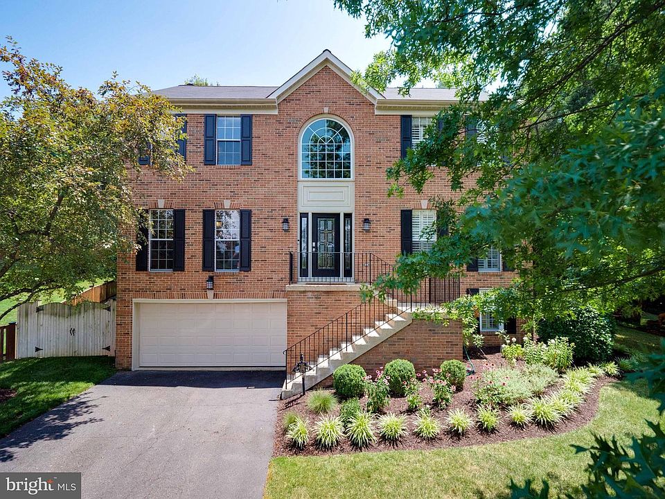 1st image of 6103 Bayliss Knoll Ct