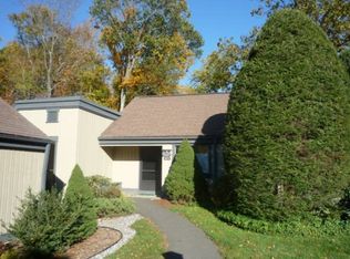 887A Heritage Vlg, Southbury, CT