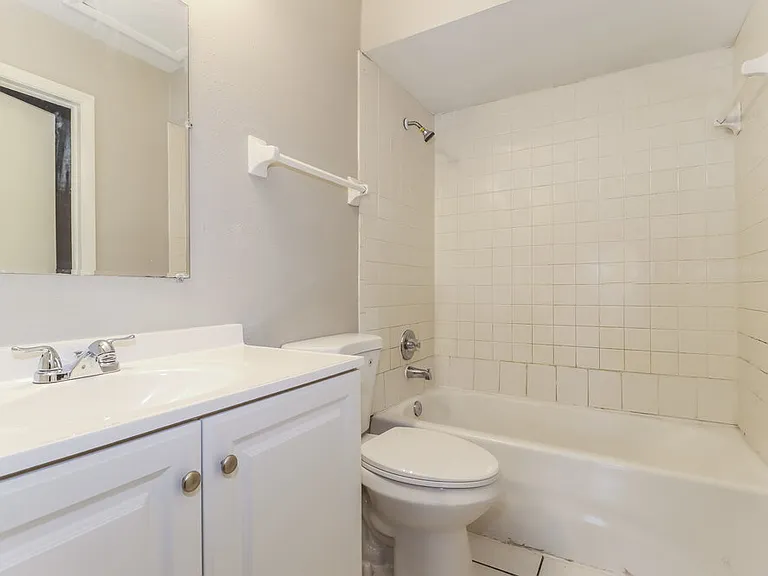 3207 E 24th Ave — Photo 14