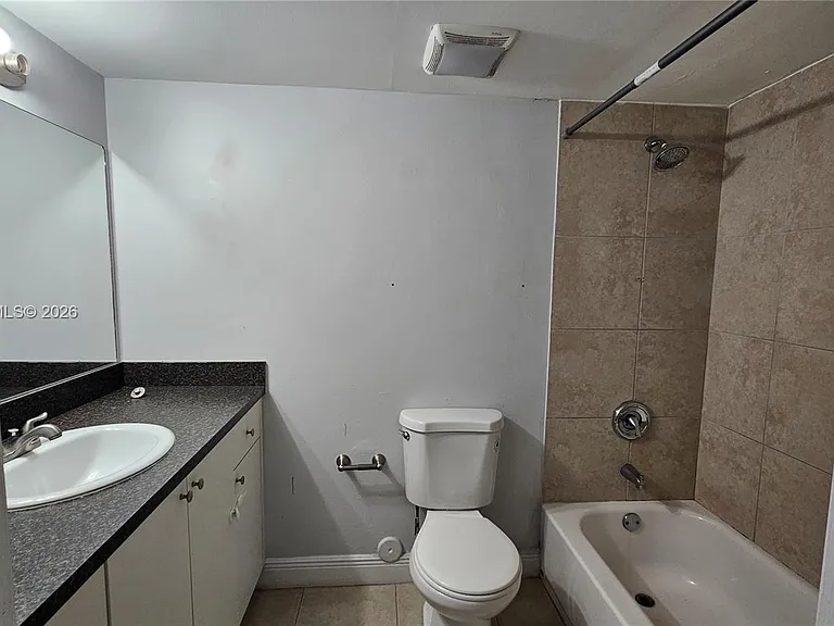 5800 SW 127th Ave #2103 — Photo 13
